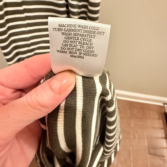 Z Supply Striped Olive and White Maxi Dress Size Small - Picture 7 of 7